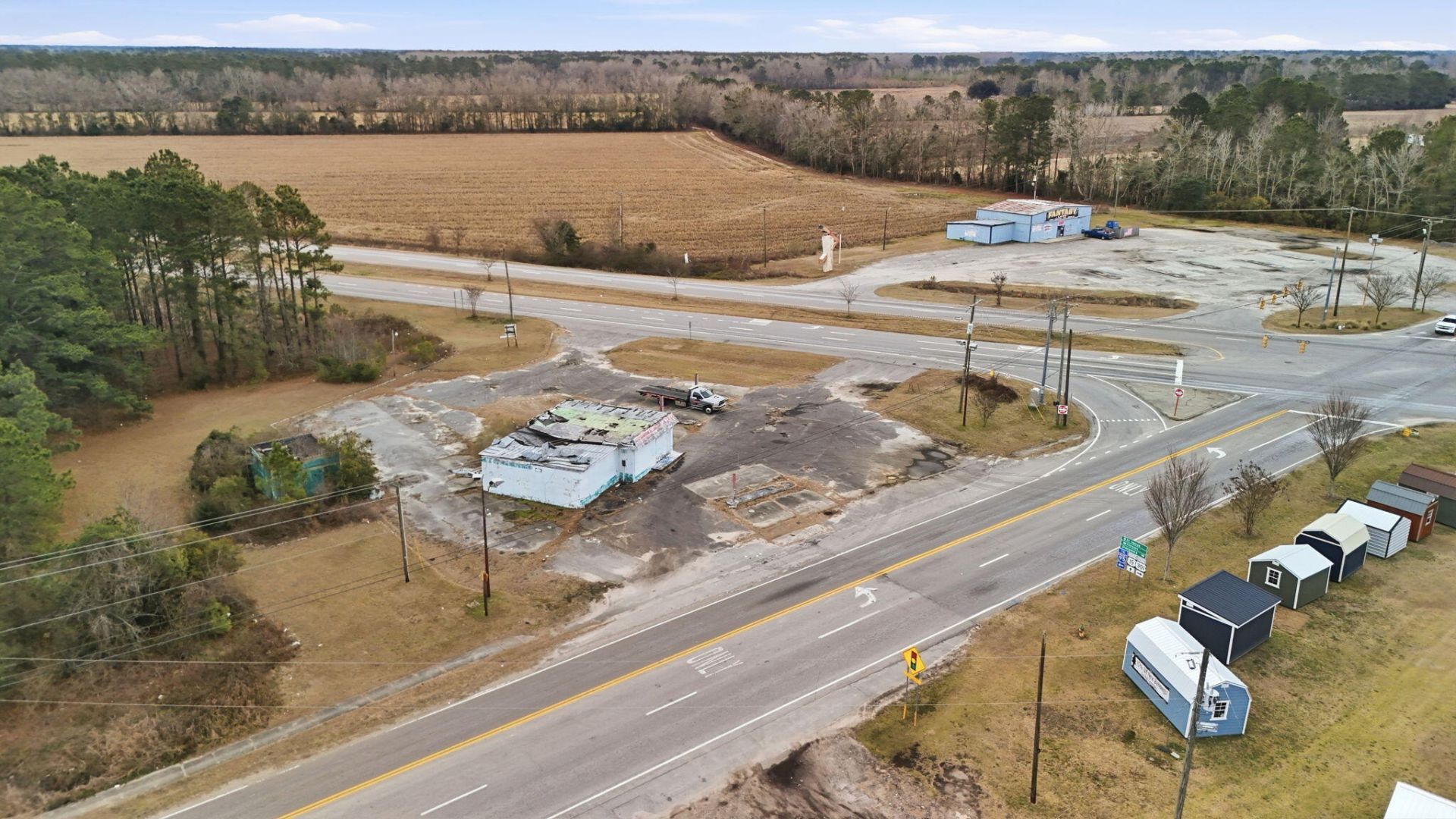 00 Highway 301 & 15  Photo 20