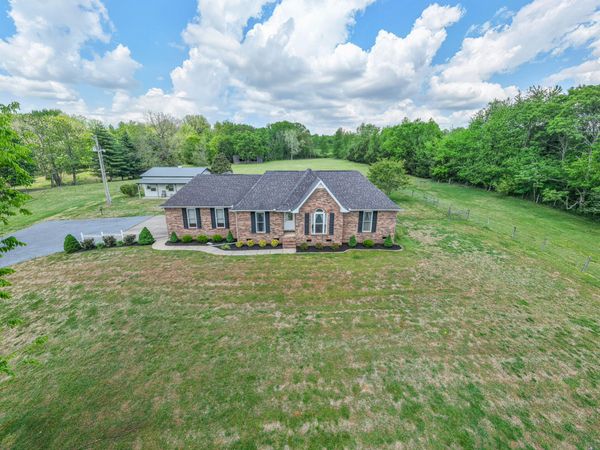 590 Allisona Rd , Eagleville, TN 37060