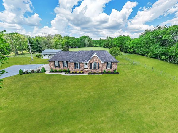590 Allisona Rd , Eagleville, TN 37060