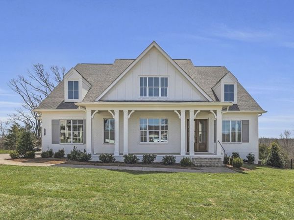 4804 Woodrow Pl, Arrington, TN 37014