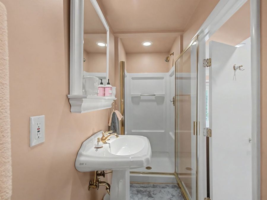 Property Image 80