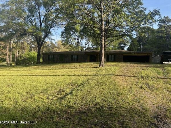 5970 Fogg Road, Hernando, MS 38632