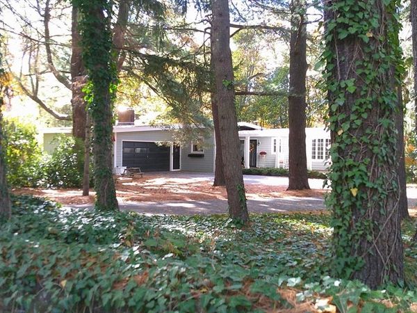 21 Brackenbury Ln, Beverly, MA 01915