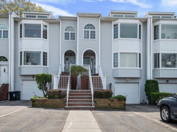 240-30B Oak Park Drive , Unit 31B, Douglaston, NY 11362