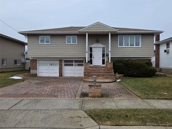 3260 Shore Road , Oceanside, NY 11572