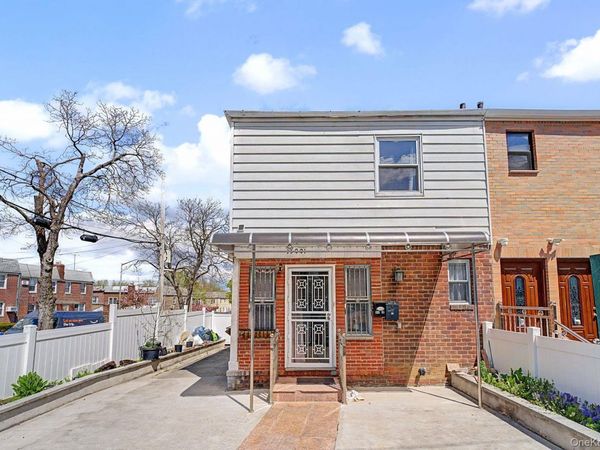 15001 Reeves Avenue , Flushing, NY 11367