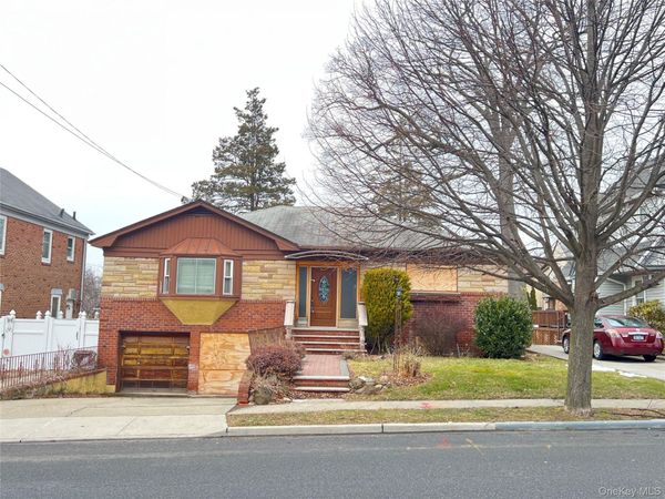 166-07 33rd Avenue , Flushing, NY 11358