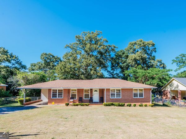 104 Skyway Drive, Warner Robins, GA 31088