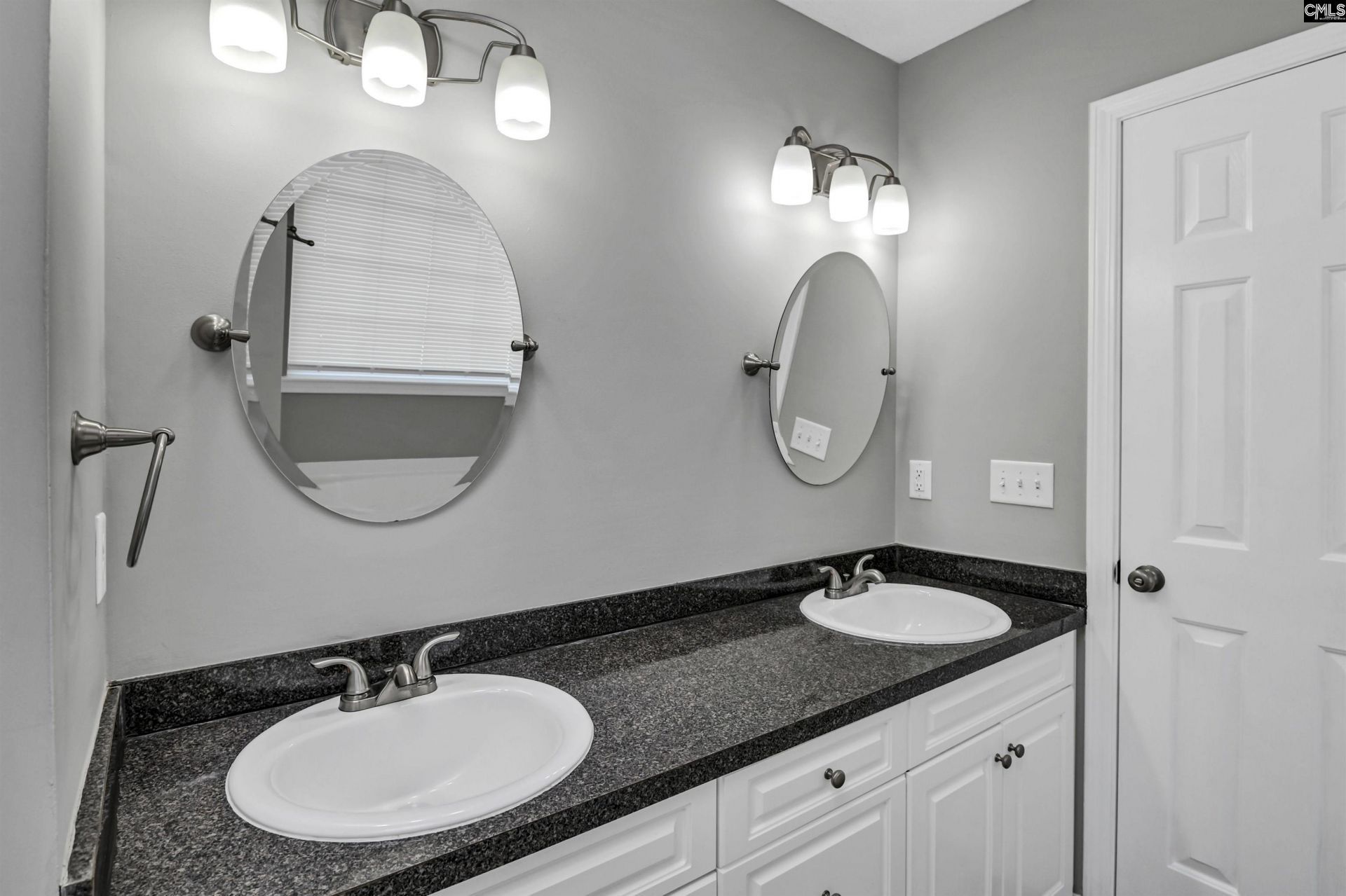 609 Gladiolus Drive  Photo 16