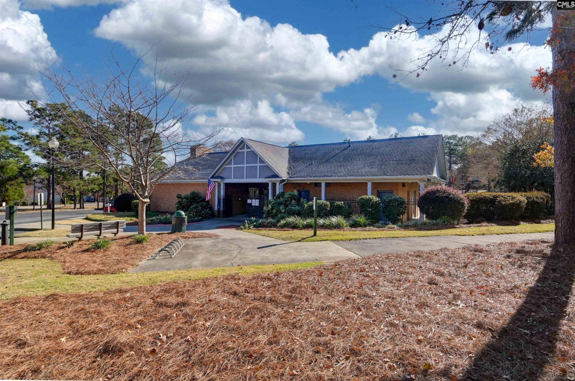 609 Gladiolus Drive  Photo 32