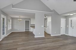 609 Gladiolus Drive  photo 4