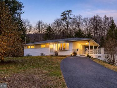 98 PINE STREET, DILLSBURG, PA 17019