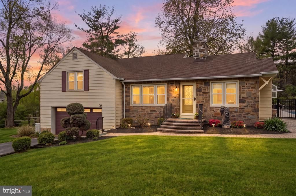 15 Clearview Avenue, Chalfont, PA 18914 Main Photo