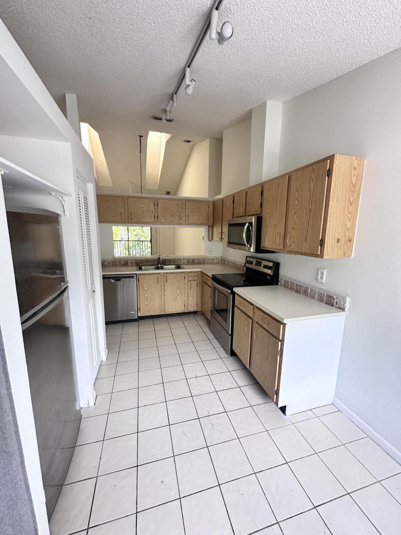 306 Harbour Pointe Way, Greenacres, FL 33413 Photo