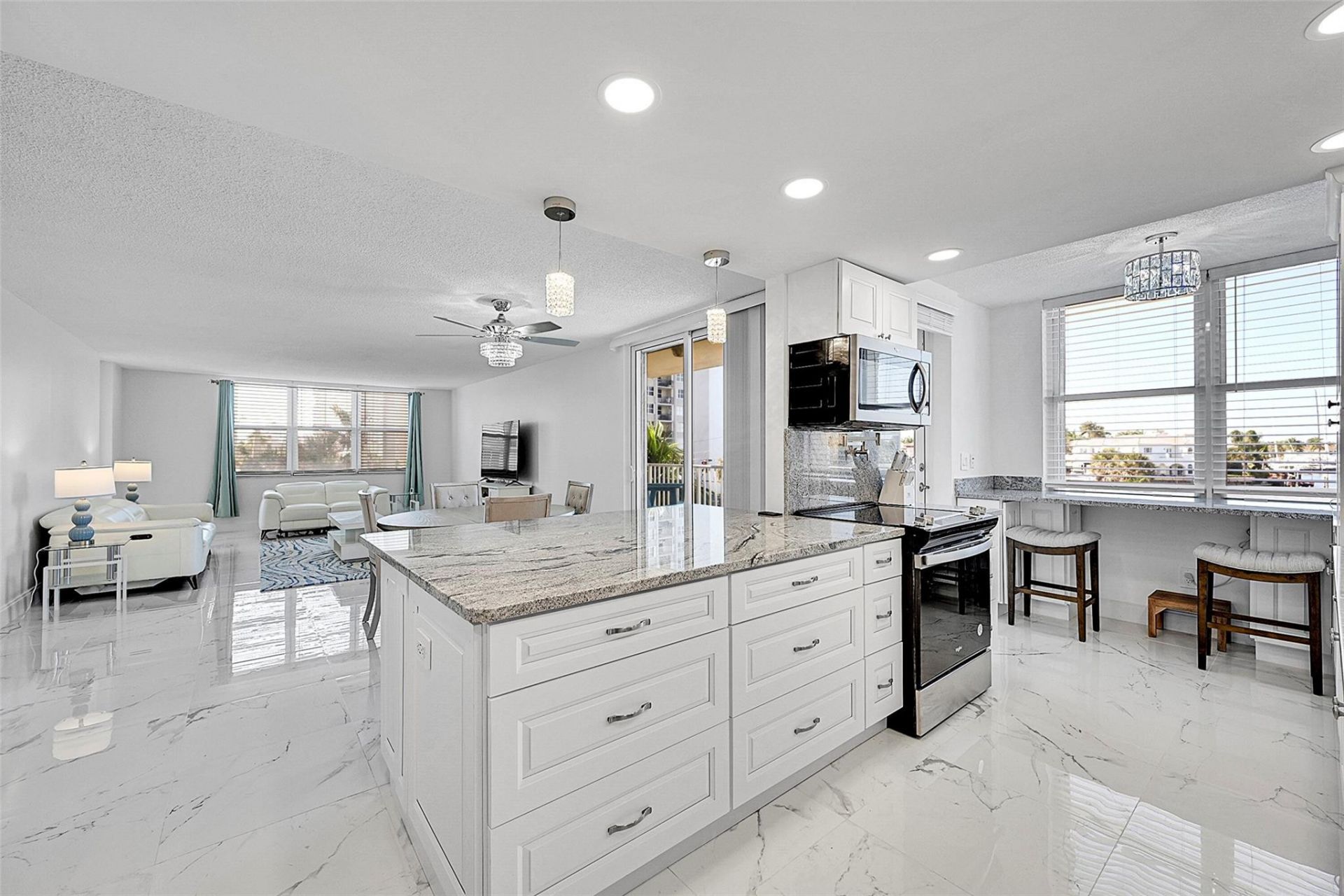 1401 S Ocean Drive, Unit 304, Hollywood, FL 33019 Photo