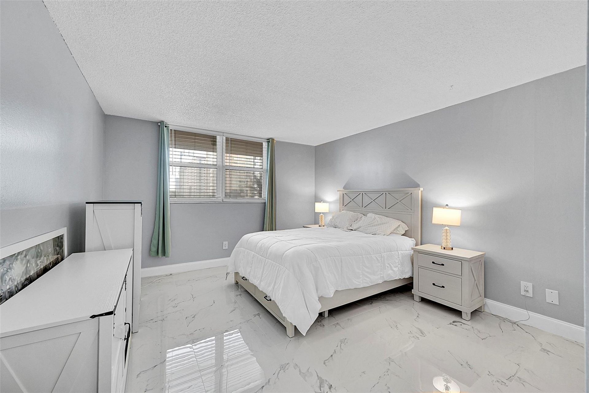 1401 S Ocean Drive, Unit 304, Hollywood, FL 33019 Photo