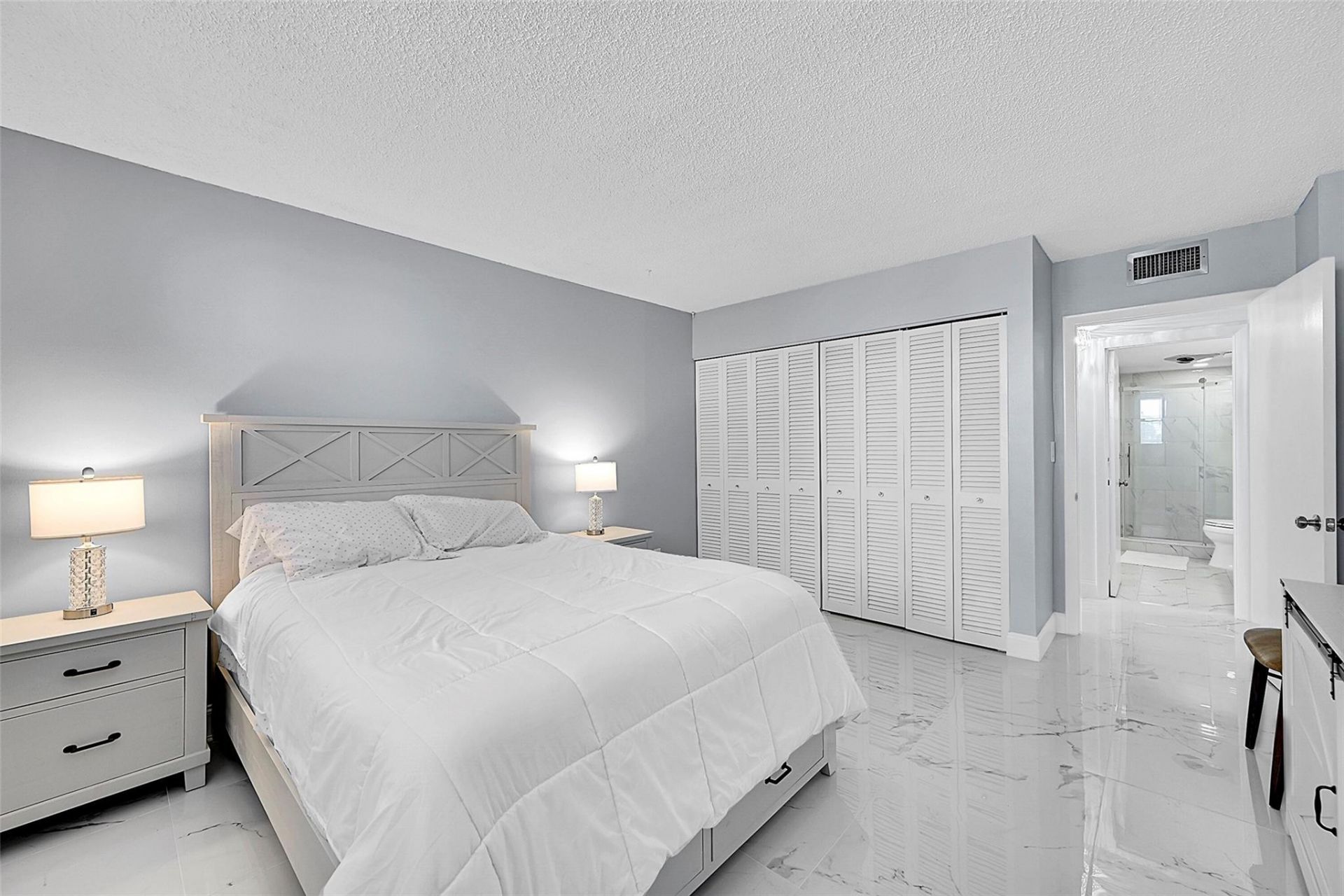1401 S Ocean Drive, Unit 304, Hollywood, FL 33019 Photo