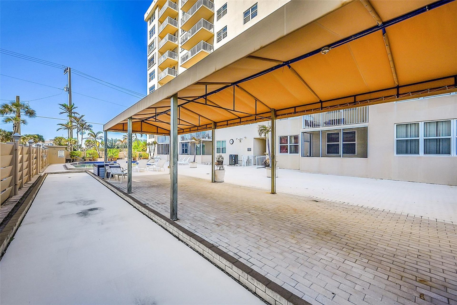 1401 S Ocean Drive, Unit 304, Hollywood, FL 33019 Photo