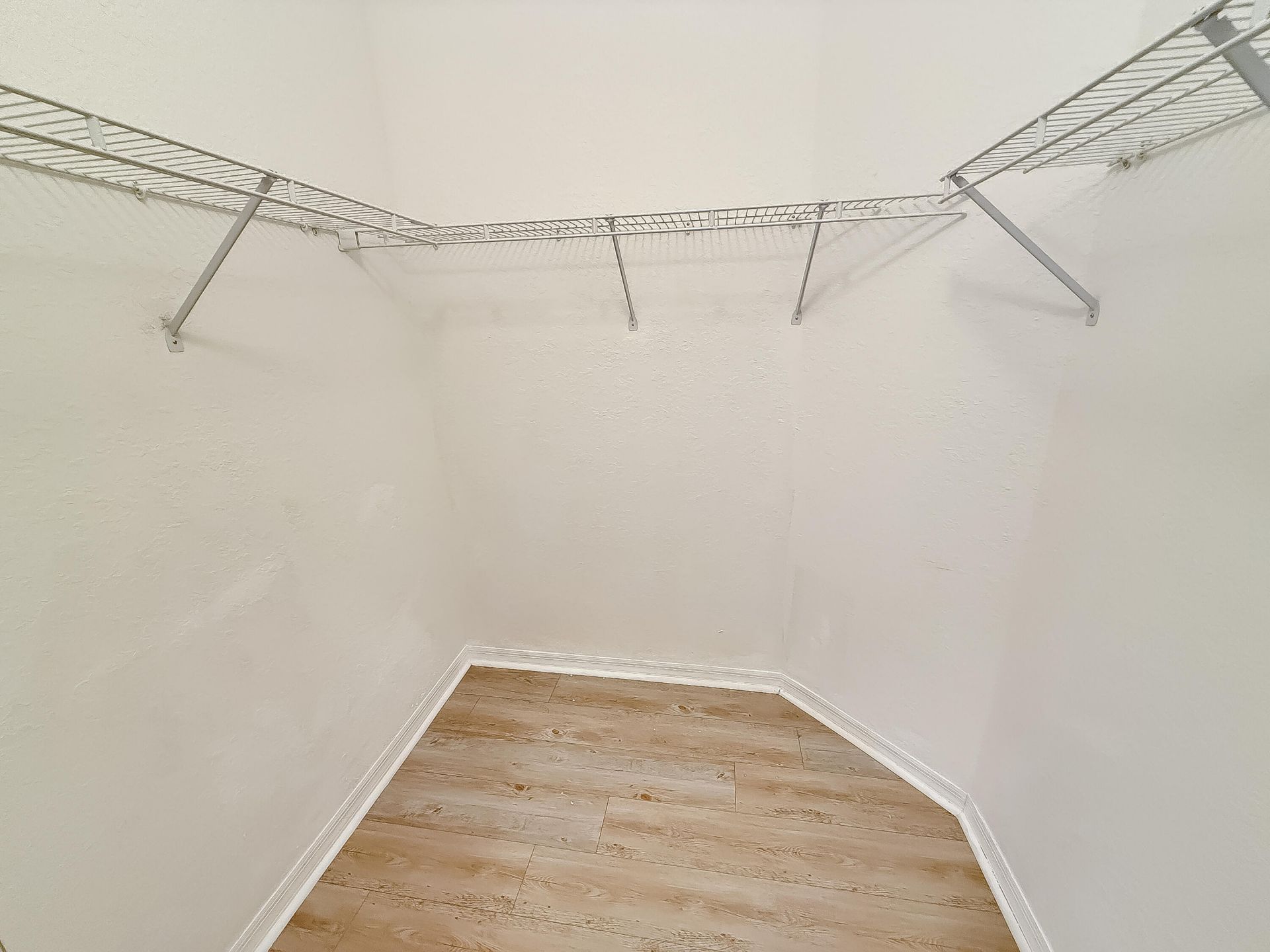 2400 E Aragon Boulevard, Unit 2, Sunrise, FL 33313 Photo