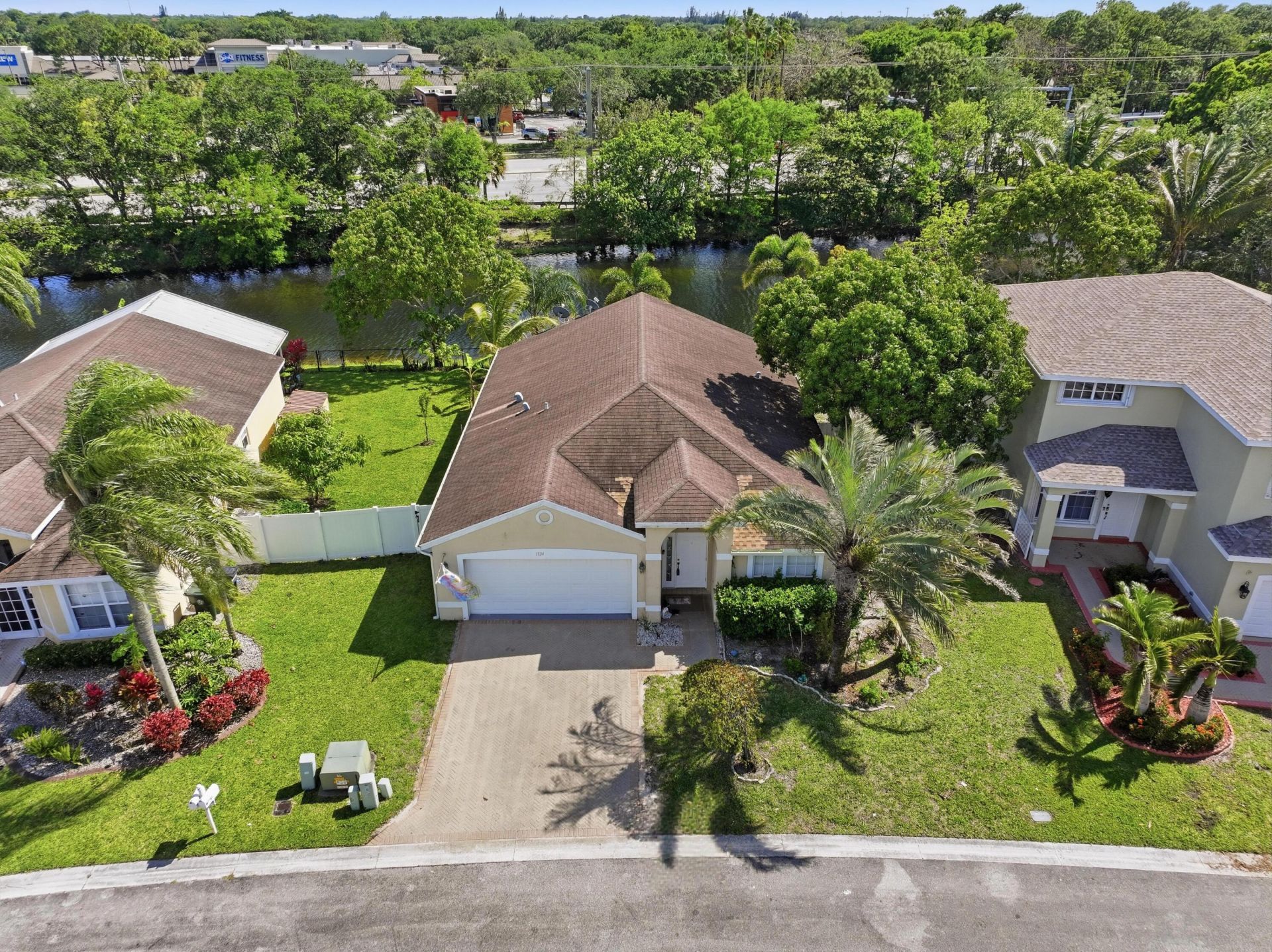1724 Sawgrass Circle, Greenacres, FL 33413 Photo