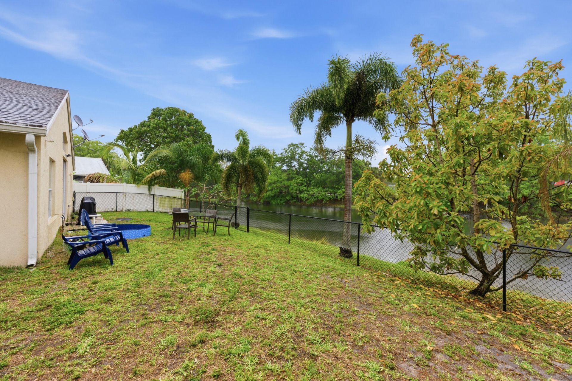 1724 Sawgrass Circle, Greenacres, FL 33413 Photo