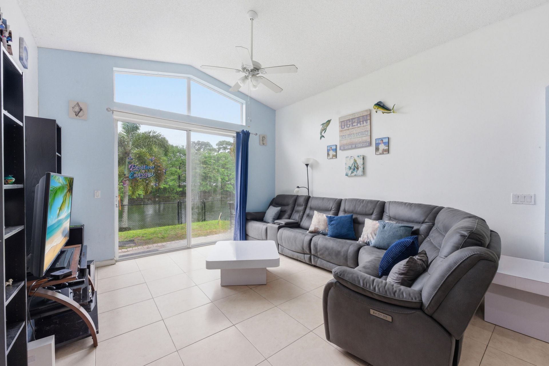 1724 Sawgrass Circle, Greenacres, FL 33413 Photo