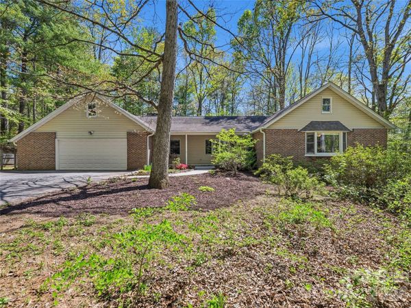 45 Sleepy Hollow Drive , Asheville, NC 28805