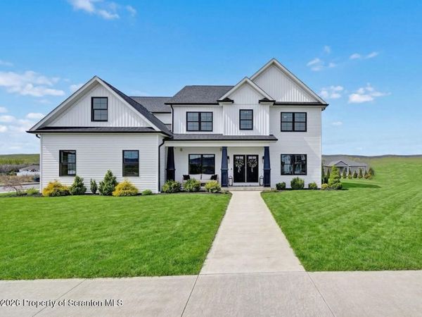 110 Osprey Lane, Archbald, PA 18403