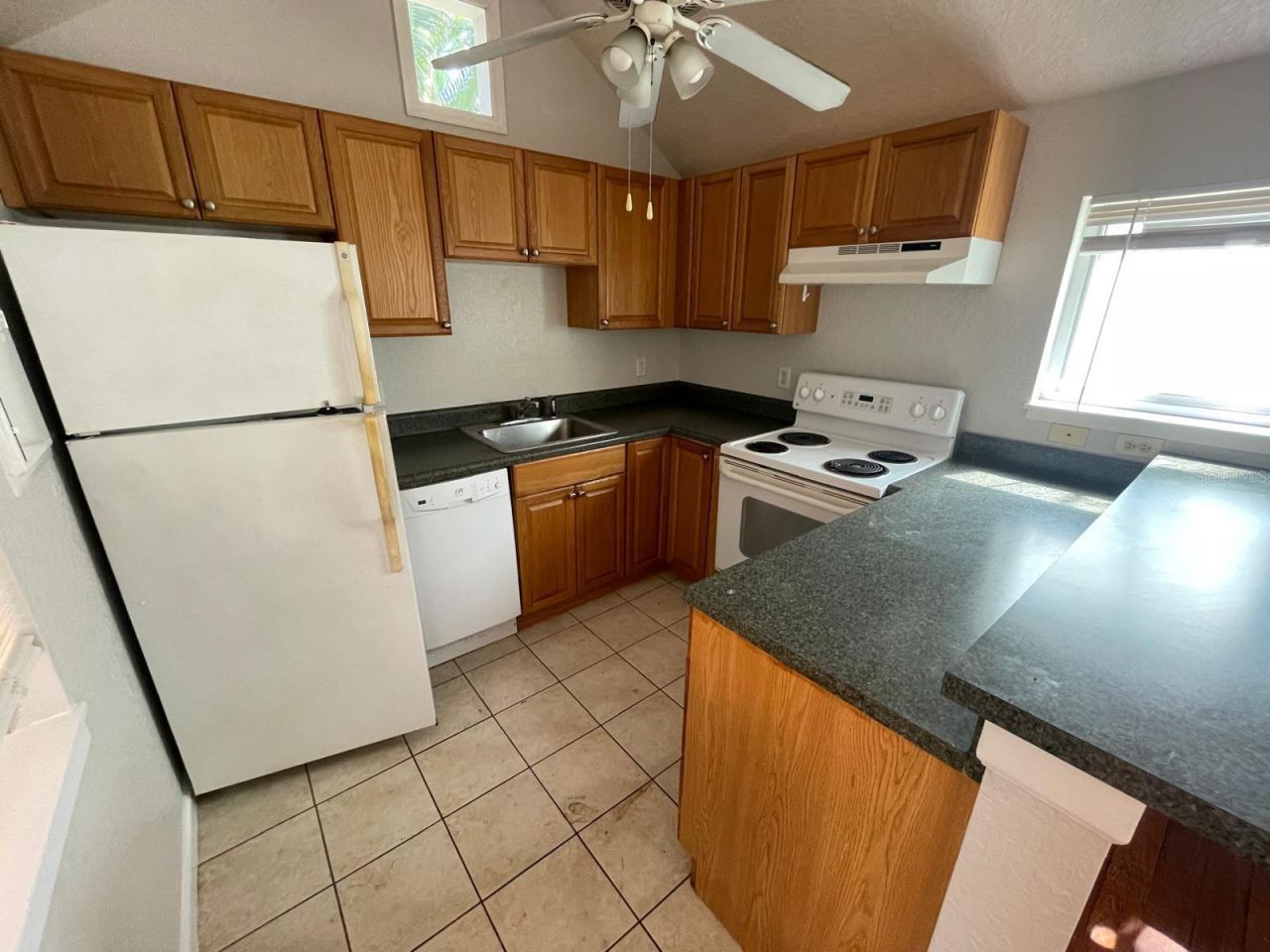 255 6th Avenue N, Unit 3, Saint Petersburg, FL 33701 Photo