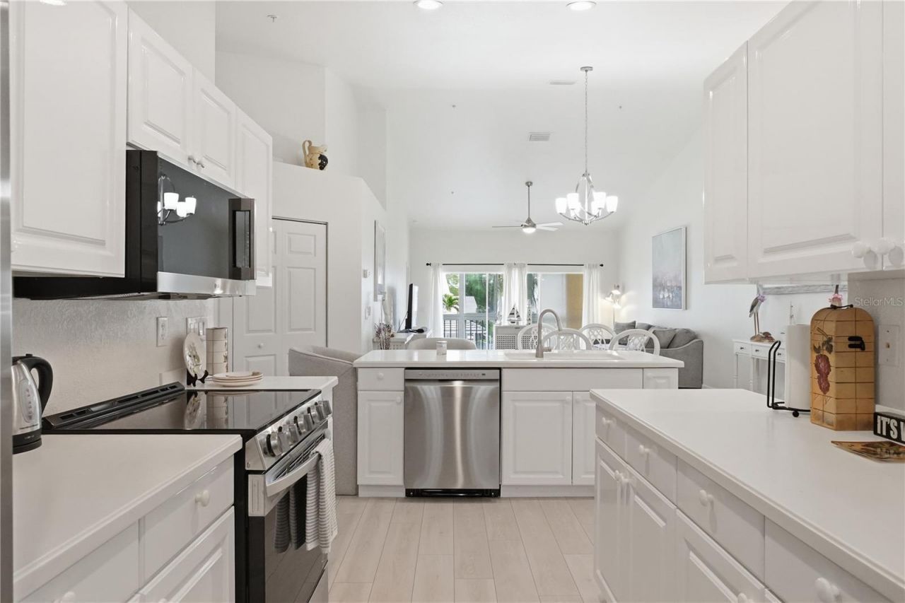 6594 Fairway Gardens Drive, Unit 6594, Bradenton, FL 34203 Photo