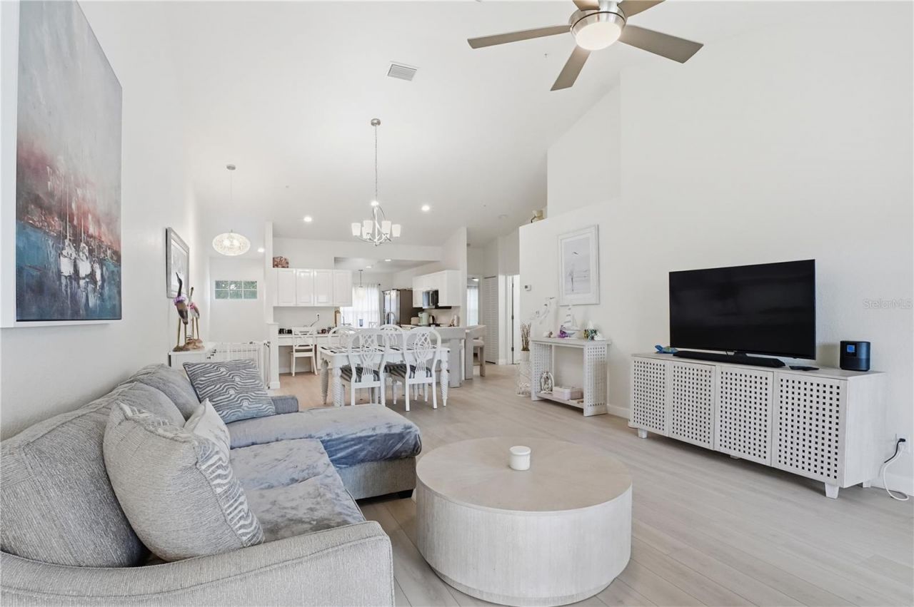 6594 Fairway Gardens Drive, Unit 6594, Bradenton, FL 34203 Photo