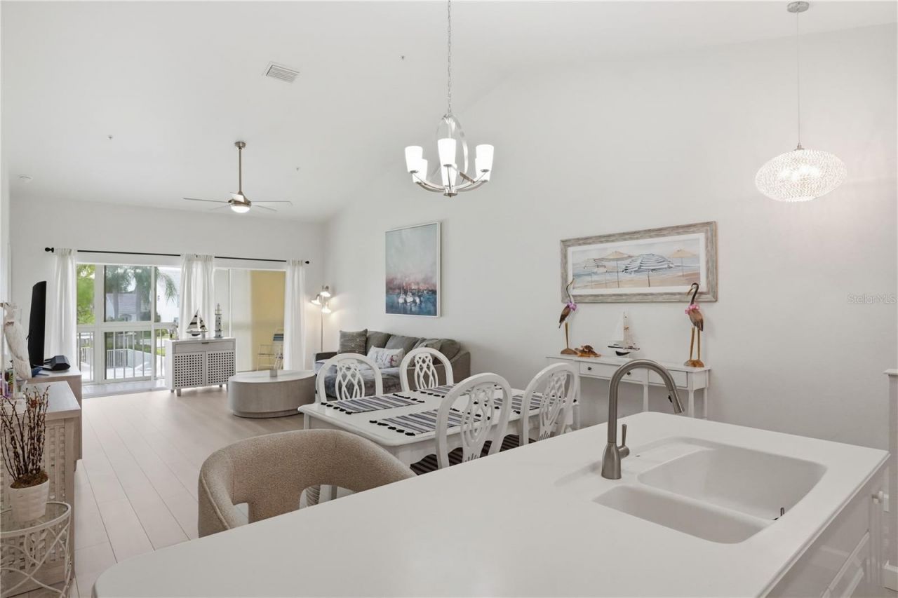 6594 Fairway Gardens Drive, Unit 6594, Bradenton, FL 34203 Photo