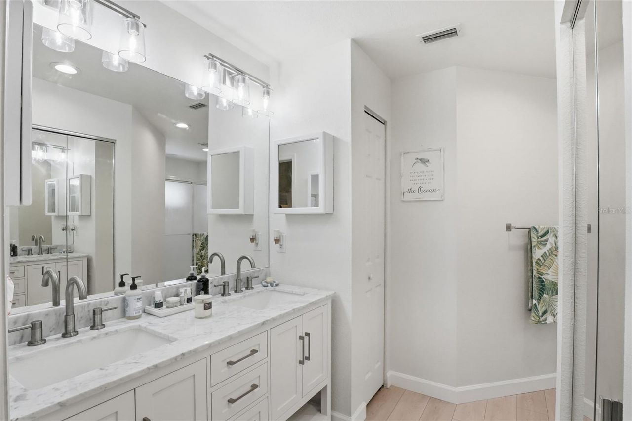 6594 Fairway Gardens Drive, Unit 6594, Bradenton, FL 34203 Photo