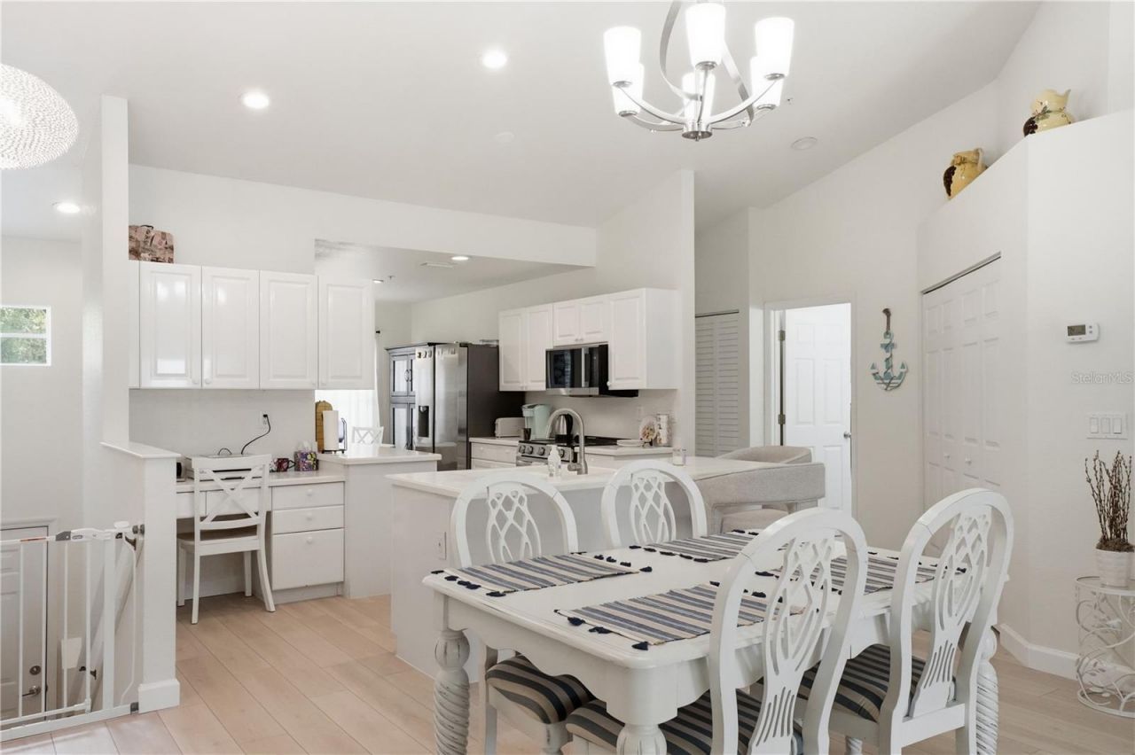 6594 Fairway Gardens Drive, Unit 6594, Bradenton, FL 34203 Photo