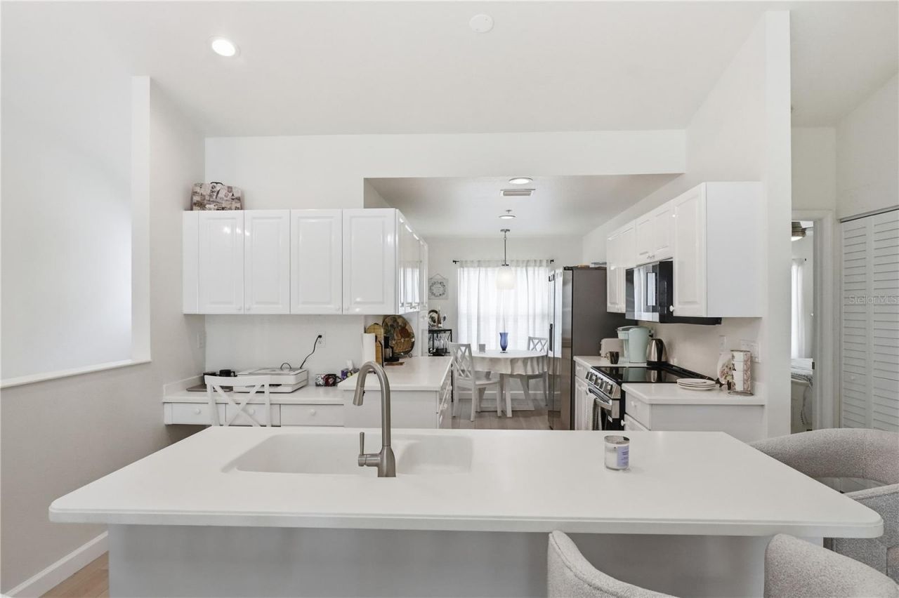 6594 Fairway Gardens Drive, Unit 6594, Bradenton, FL 34203 Photo