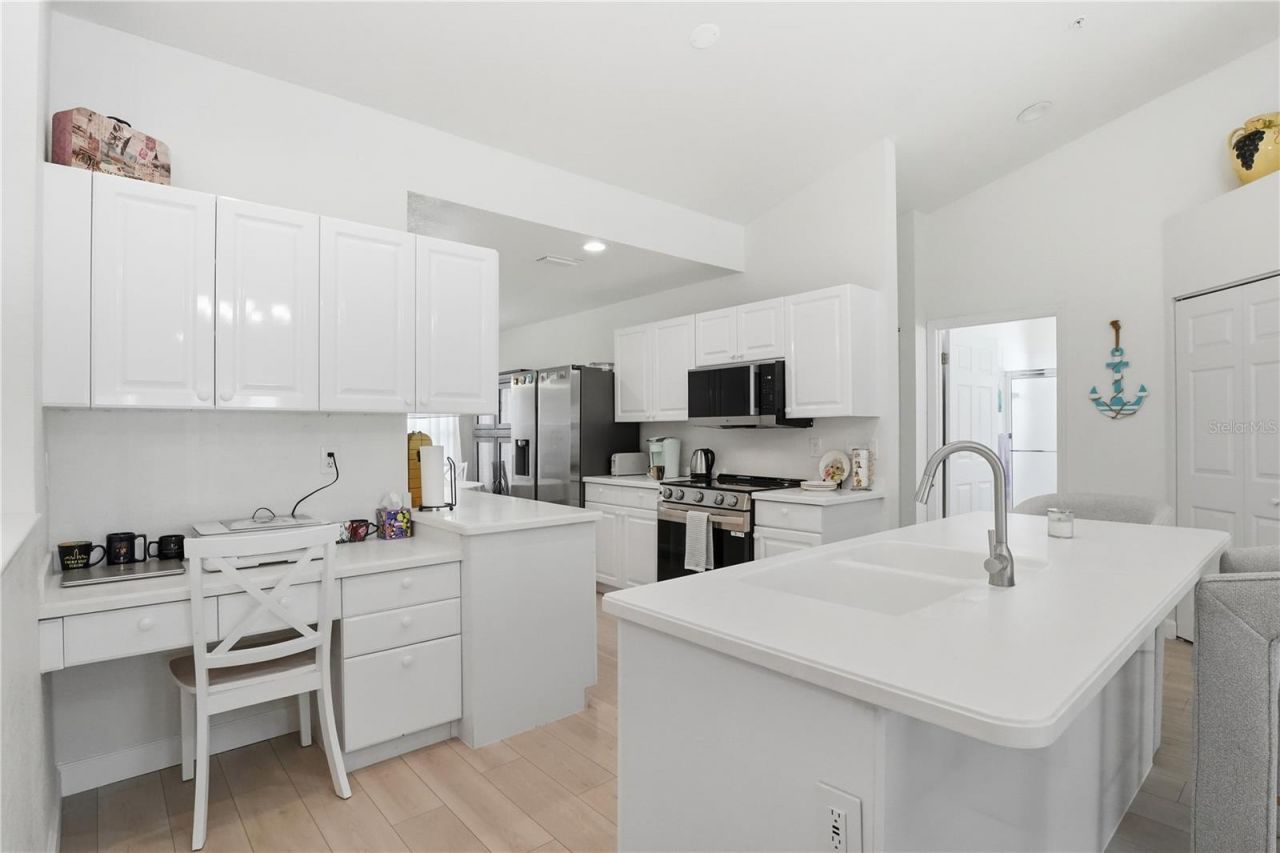 6594 Fairway Gardens Drive, Unit 6594, Bradenton, FL 34203 Photo