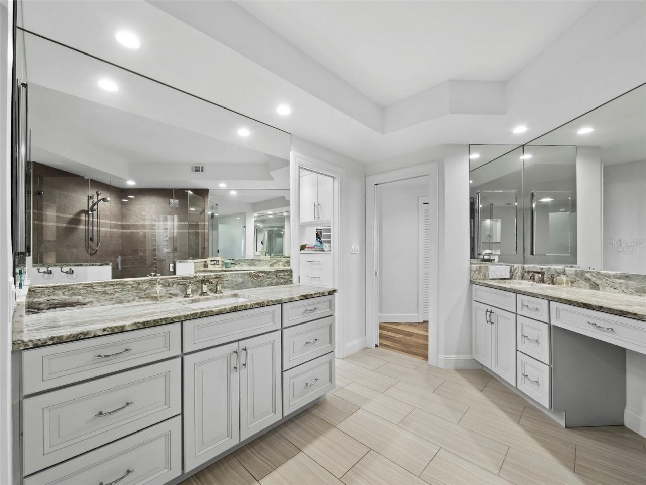 535 Sanctuary Drive, Unit A603, Longboat Key, FL 34228 Photo
