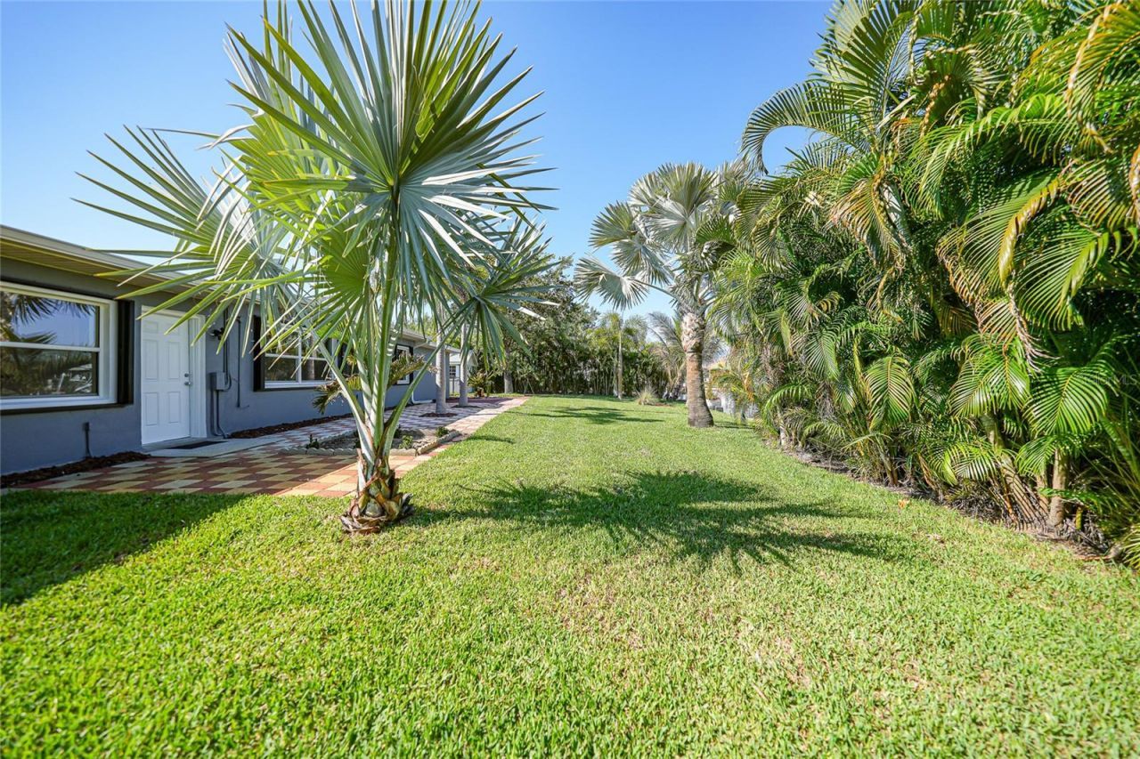 104 Free Court Se, Port Charlotte, FL 33952 Photo
