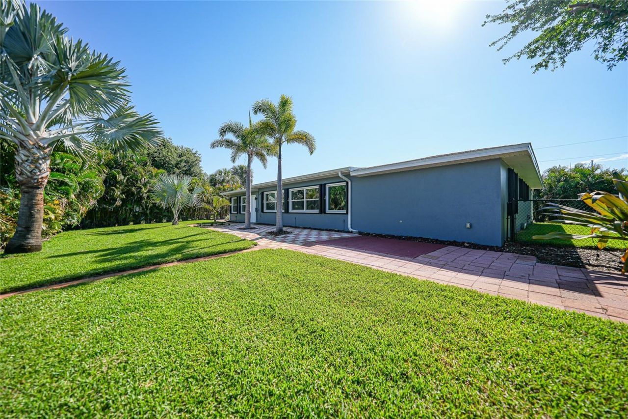 104 Free Court Se, Port Charlotte, FL 33952 Photo