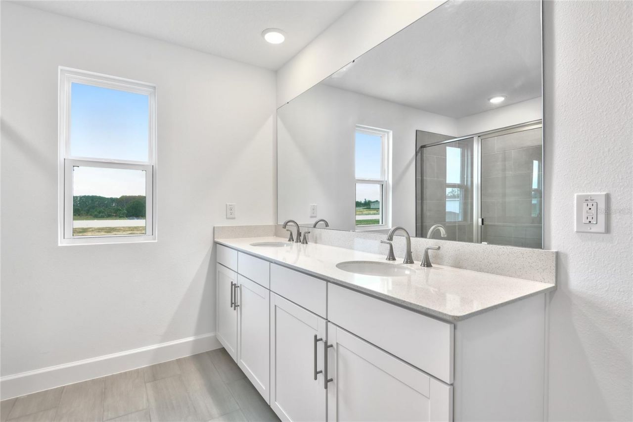 143 Waterstone Loop, Tavares, FL 32778 Photo