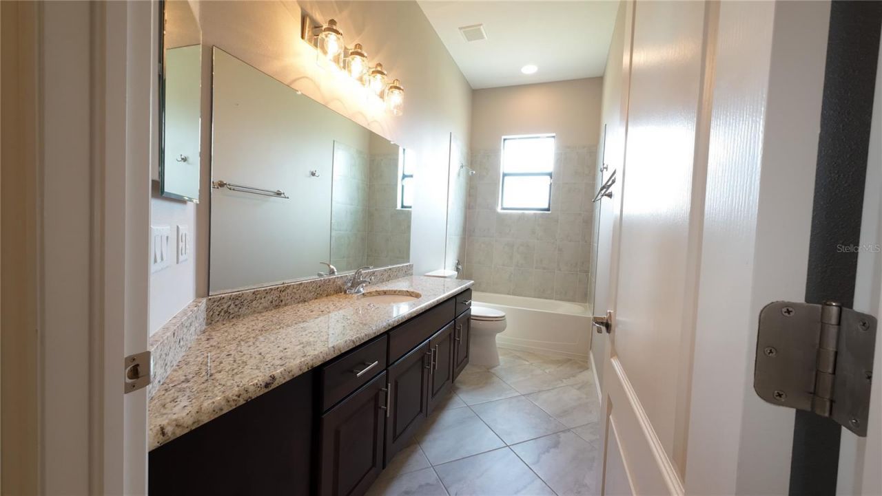 2120 Southern Oaks Lane, Lakeland, FL 33813 Photo