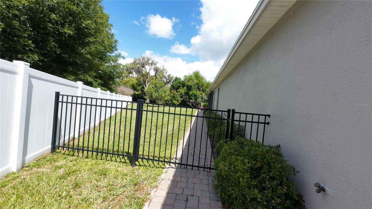2120 Southern Oaks Lane, Lakeland, FL 33813 Photo