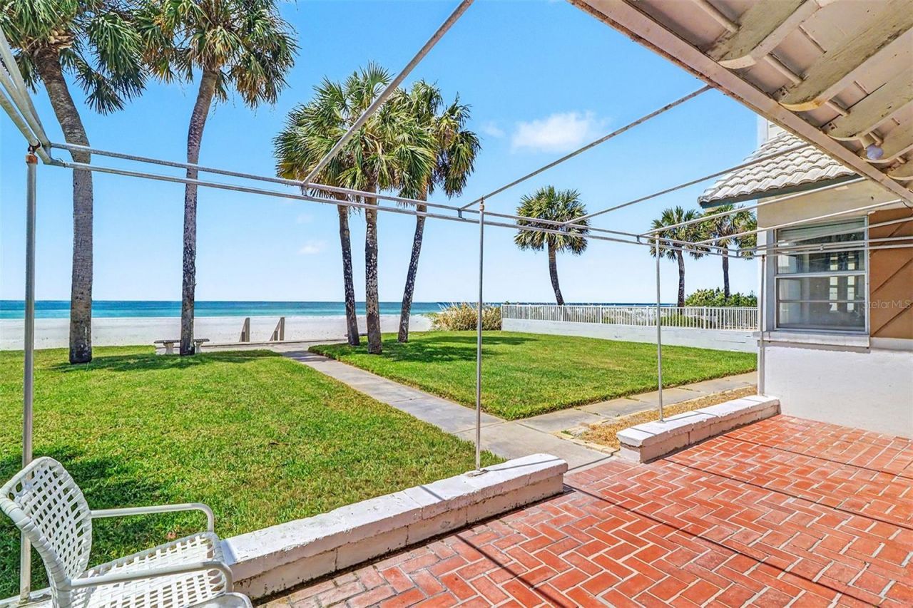 18206 Sunset Boulevard, Redington Shores, FL 33708 Photo