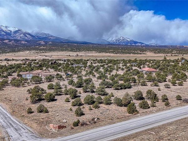 12499 Las Colinas Drive, Salida, CO 81201