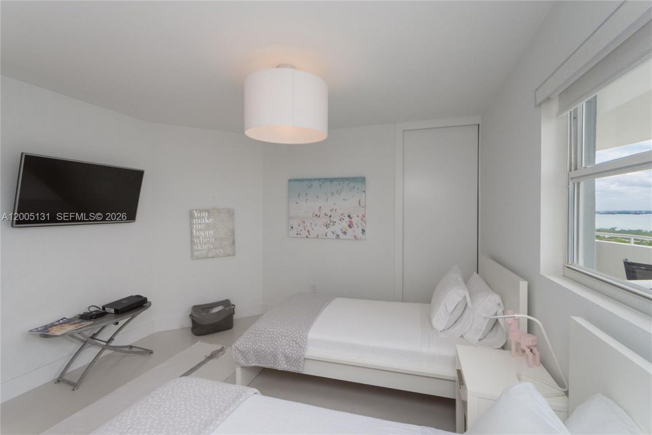 6301 Collins Ave, Unit 3006, Miami Beach, FL 33141 Photo