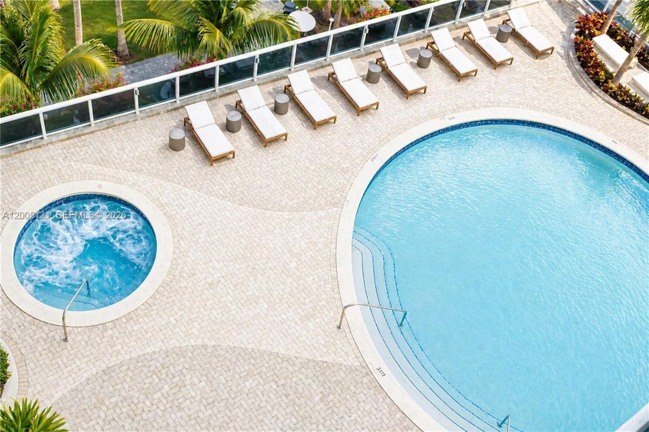 6301 Collins Ave, Unit 3006, Miami Beach, FL 33141 Photo