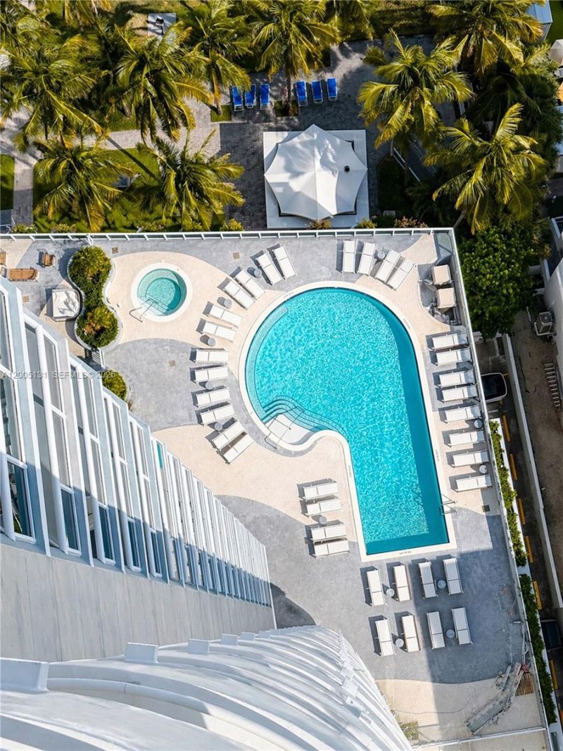 6301 Collins Ave, Unit 3006, Miami Beach, FL 33141 Photo