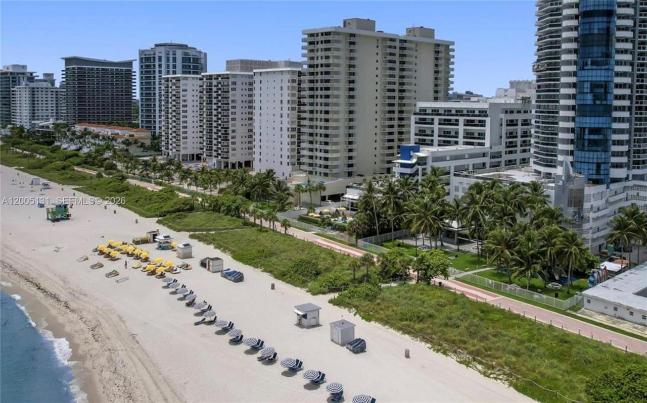 6301 Collins Ave, Unit 3006, Miami Beach, FL 33141 Photo