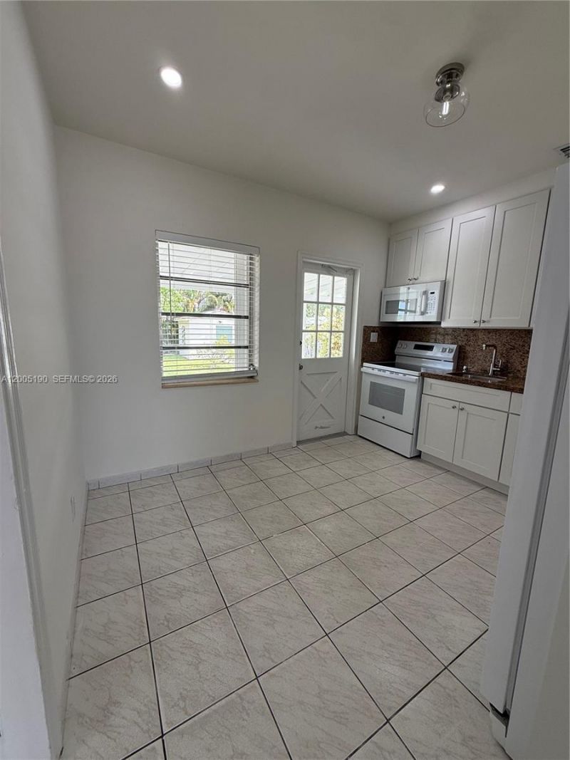 7231 NW 2nd Ter , Miami, FL 33126 Photo