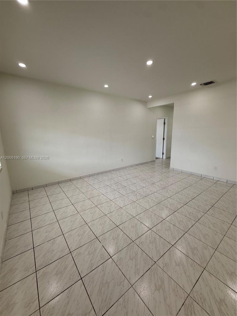 7231 NW 2nd Ter , Miami, FL 33126 Photo